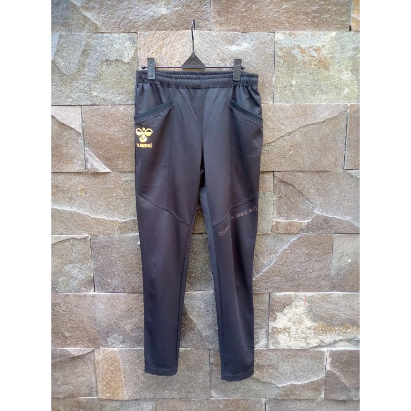 Celana Training merk Hummel size M