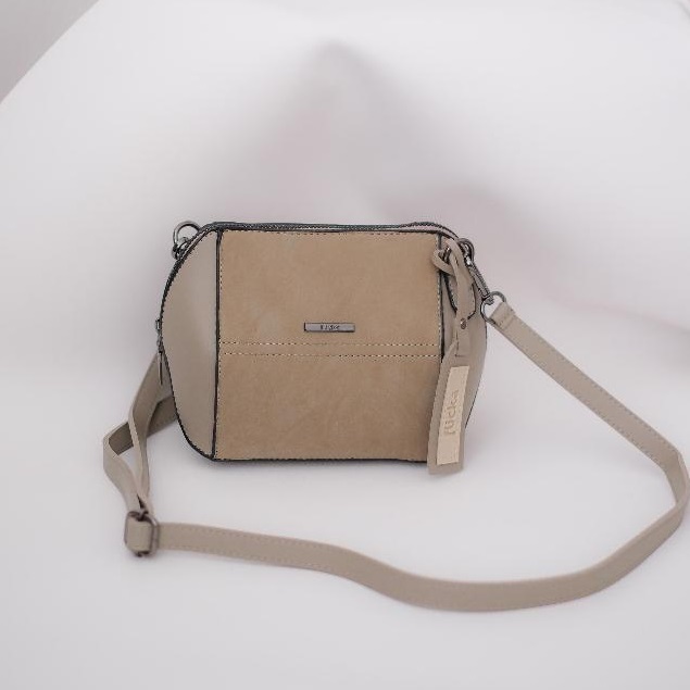 Sling Bag Wanita DD 20 KHAKI By Flicka