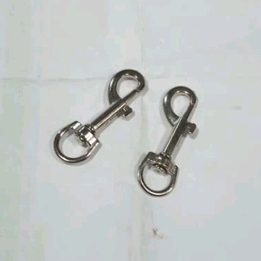 Pengait bendera upacara bijian besi besar (silver besar)