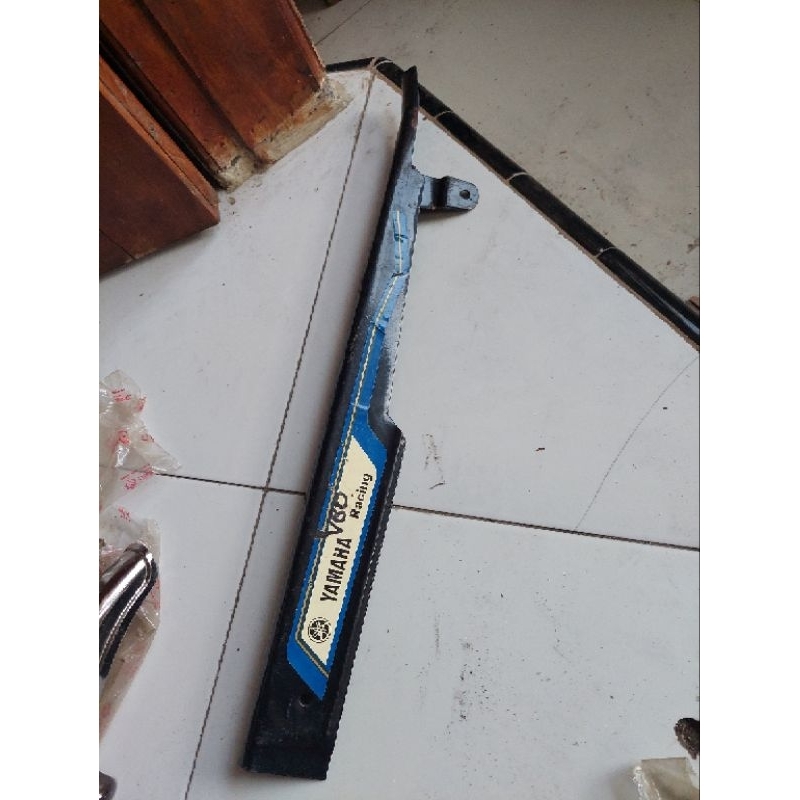 katengkas tutup rantai yamaha v80 baru stok lama