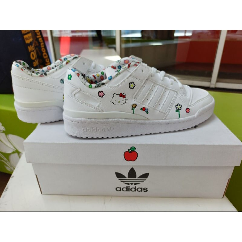 Adidas x Hello Kitty Forum Low size 39 1/3 original dan new / sneakers / sepatu / sneaker
