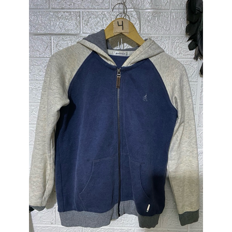 hoodie ziper bean pole