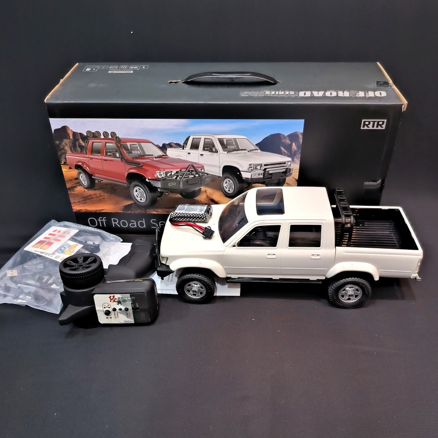 WPL D64-1 TOYOTA HILUX 4WD RTR full propo rc crawler adventure rc car
