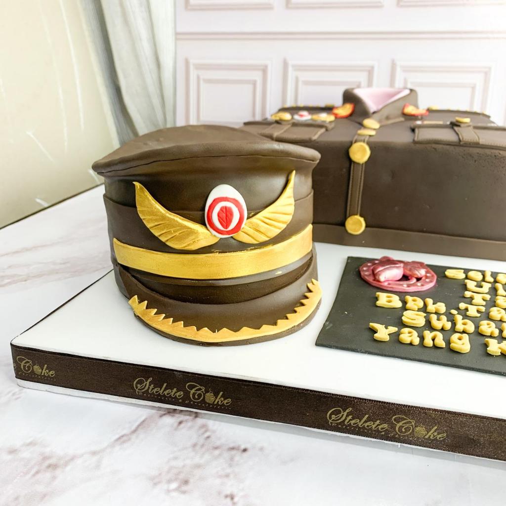 

Kue Ulang Tahun/Birthday cake/Kue Ultah Tema Topi Polisi/Kue Birthday Jakarta