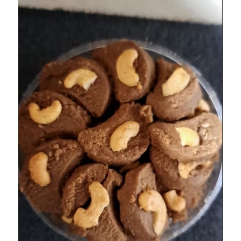 

Kue Kering Cookies Mede Homemade 500gr Per toples
