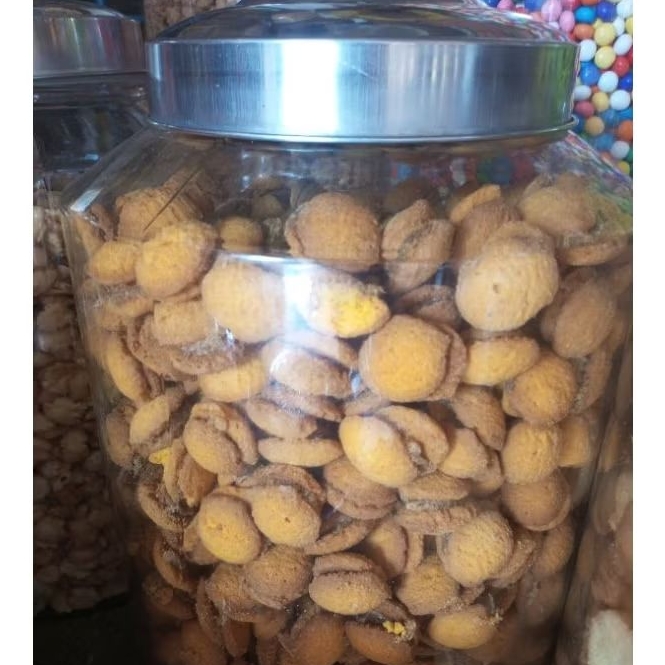 

KUE LEBARAN NASTAR LOVE SELAI NANAS PREMIUM