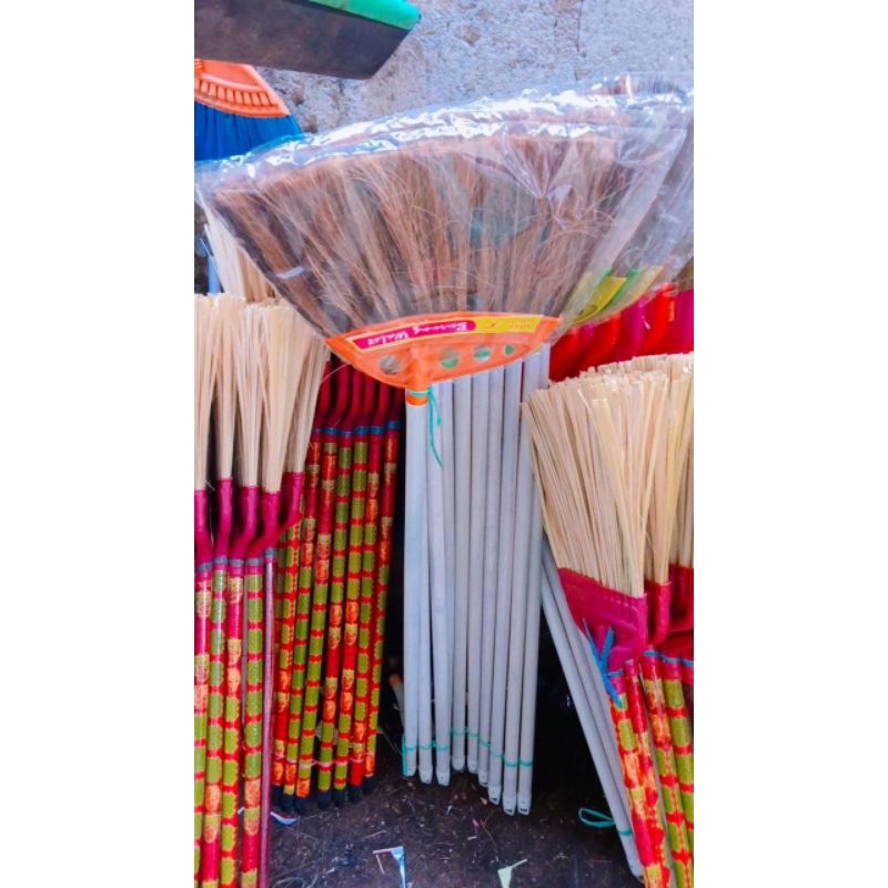 Sapu lantai sabut kelapa + ijuk