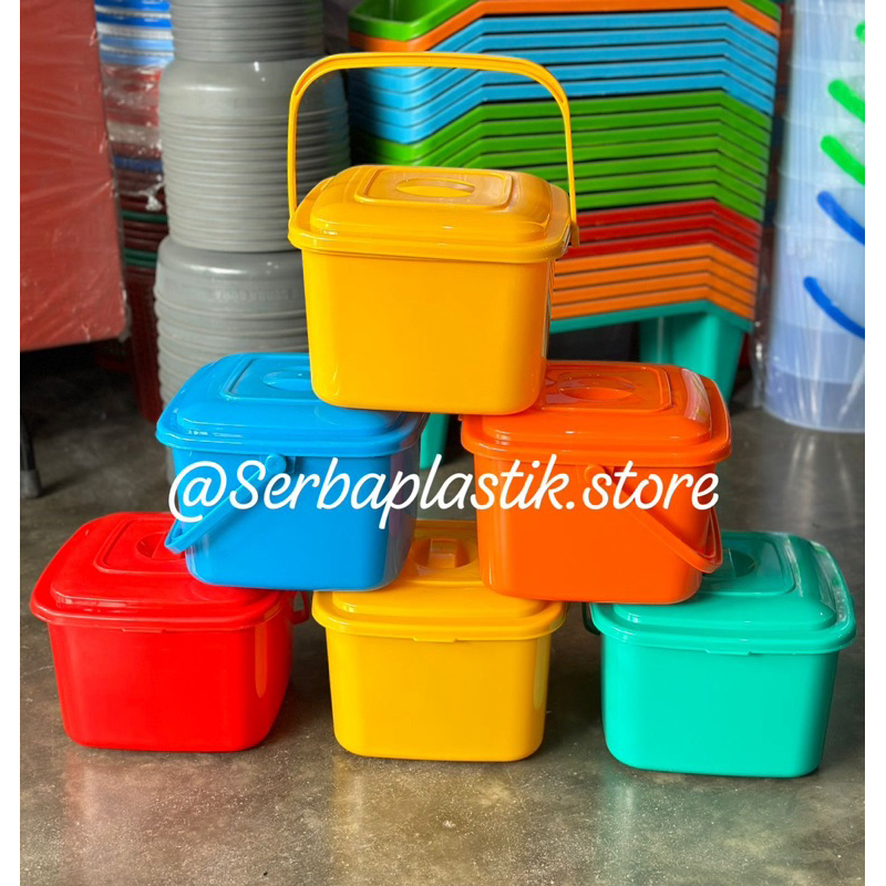 ember segi serbaguna tutup warna plastik / tong pasir mainan lego puzzle souvenir hadiah warna plast