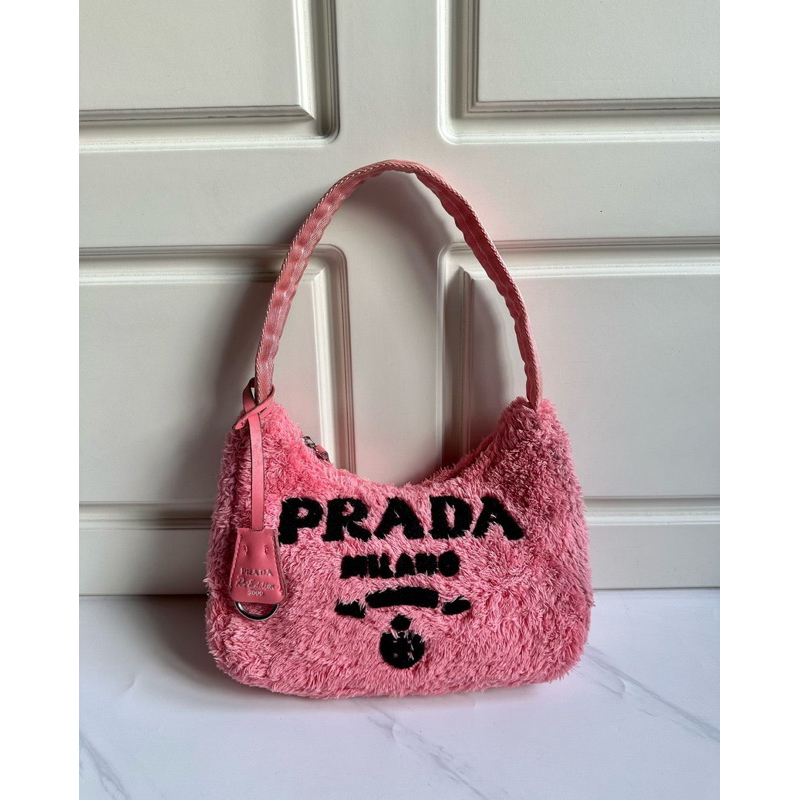Prada Re-Edition Hobo Wool Pink