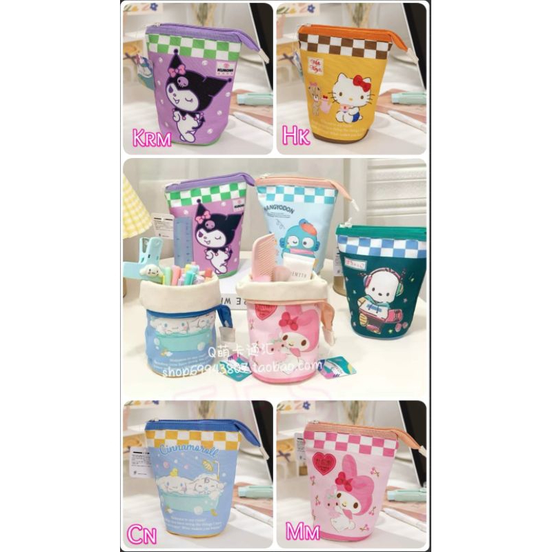

Tempat pensil , cosmetic resleting sanrio bhn kanvas 17x10x14