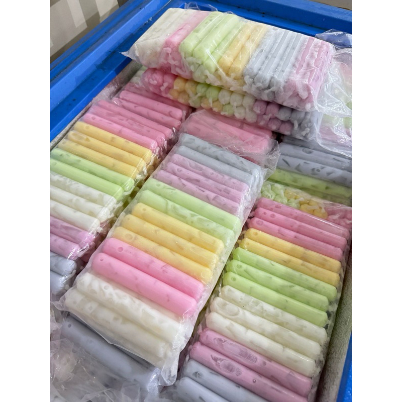 

Yoghurt Stick + Nata de Coco (isi 30)