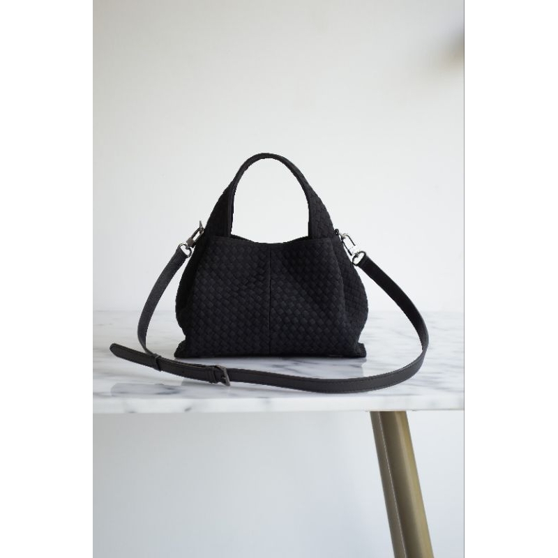 Linette pauline/ tas selempang anyam/ handbag wanita