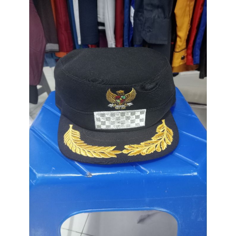 Topi KADES KOMANDO B