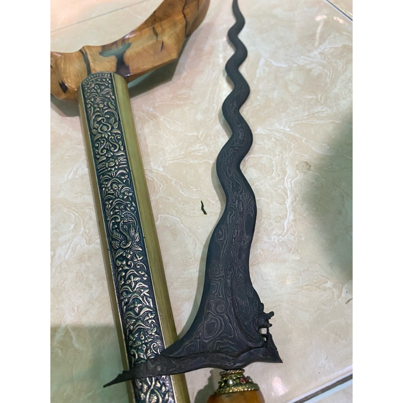 pusaka keris naga siluman kyk 11