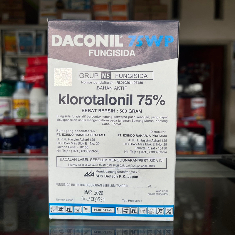 

Daconil 75WP | 500 gram | Klorotalonil 75% | Fungisida Ampuh atasi Bercak Daun