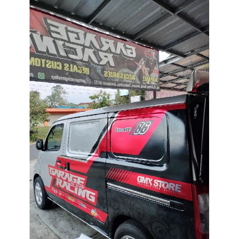 Branding mobil Grandmax Dll