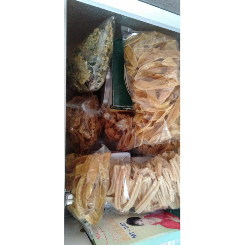 

aneka peyek