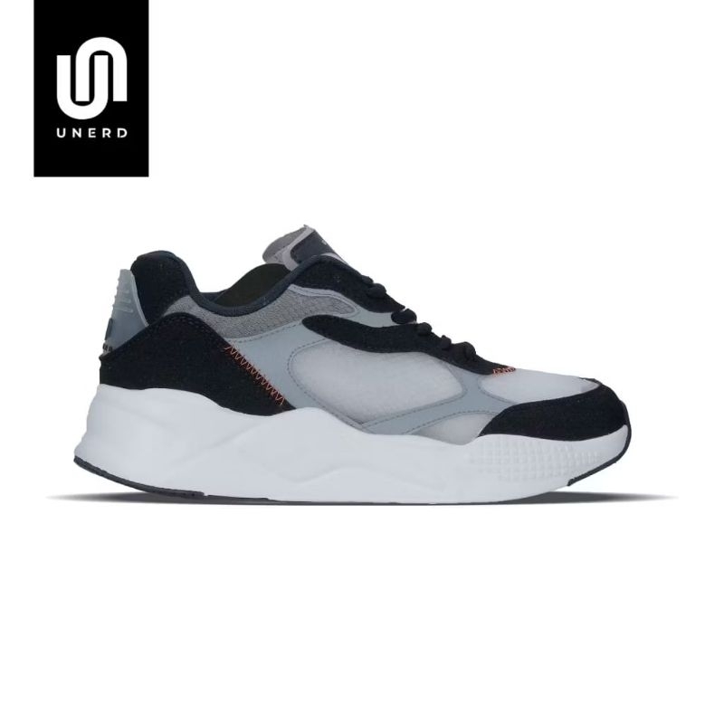 Sepatu Sneaker UNERD Average Royal Black