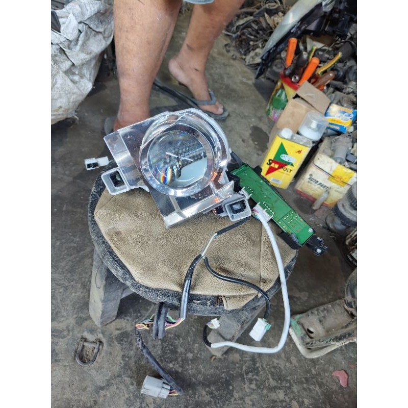 Projector Projie LED Fortuner VRZ.