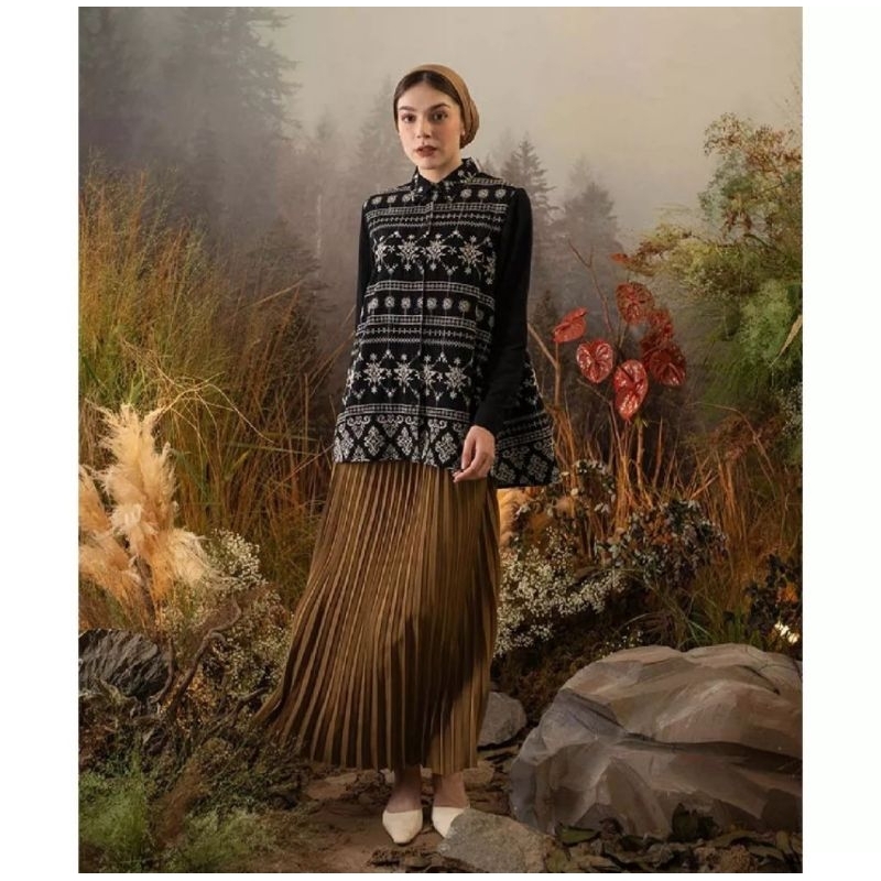 Heaven lights - zaura blouse - PRELOVED