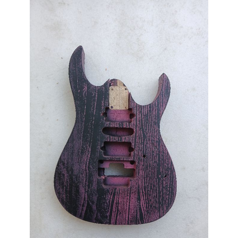 body gitar model ibanez rg ashwod