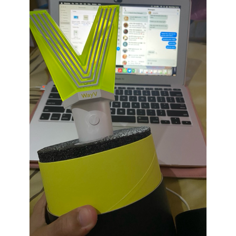 LIGHTSTICK WAYV PRELOVED OFFICIAL