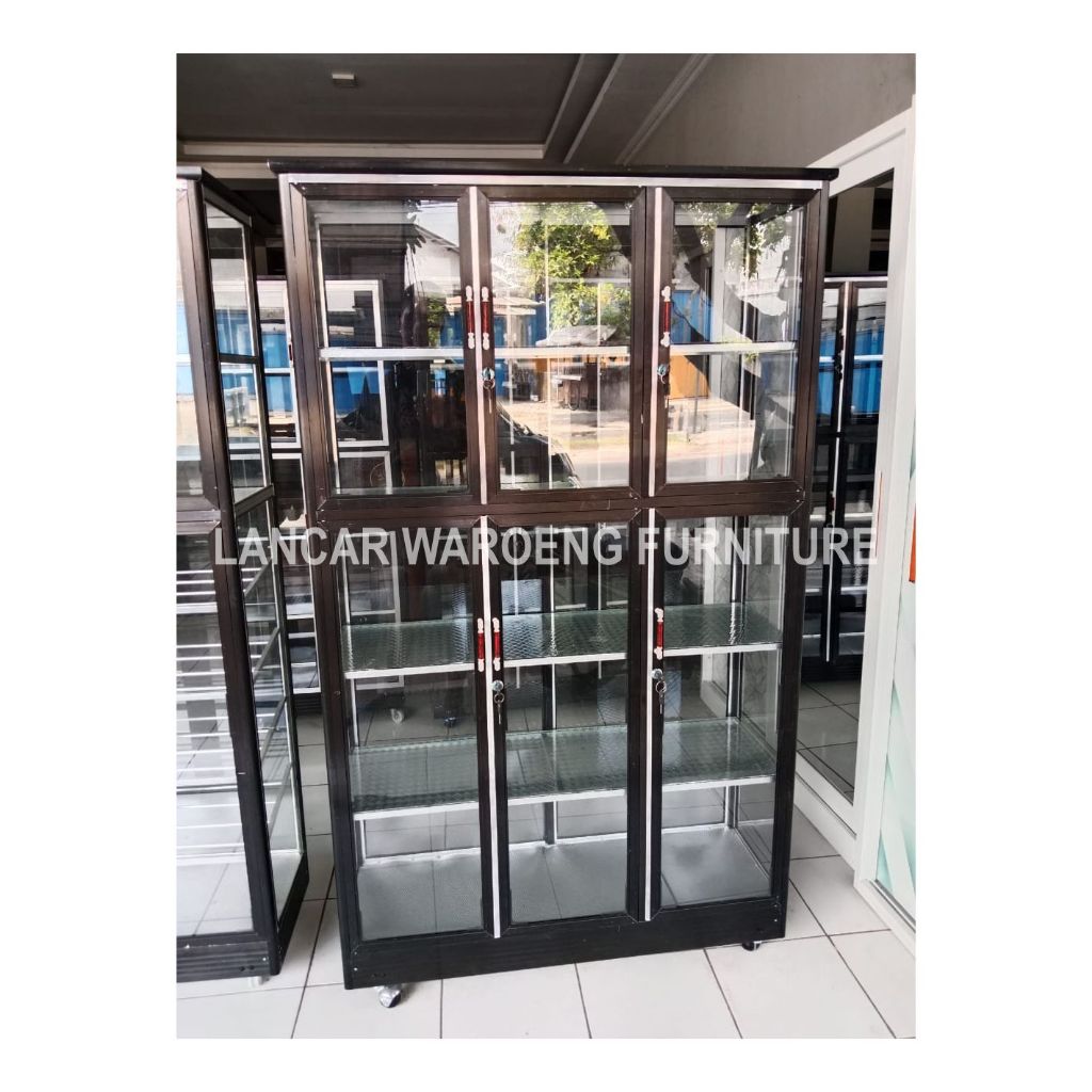 LEMARI DISPLAY HIAS FULL KACA