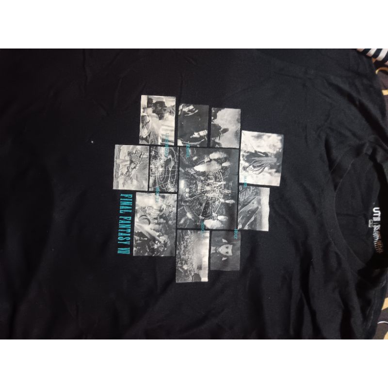 kaos uniqlo x final fantasy preloved