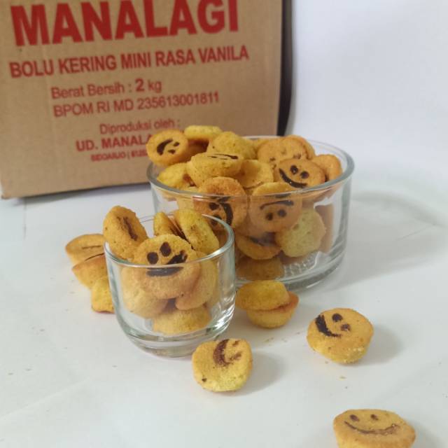 

Bolu kering mini senyum 500gr Bolu Smile Manis Gurih