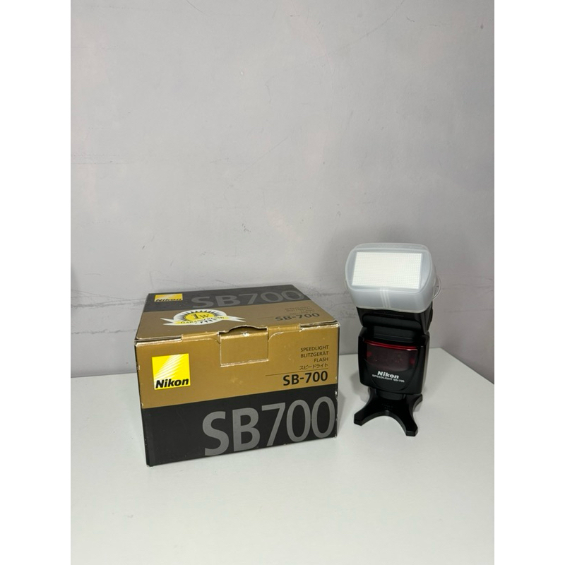 Nikon SPEEDLIGHT BLITZGERÄT FLASH SB700 Second