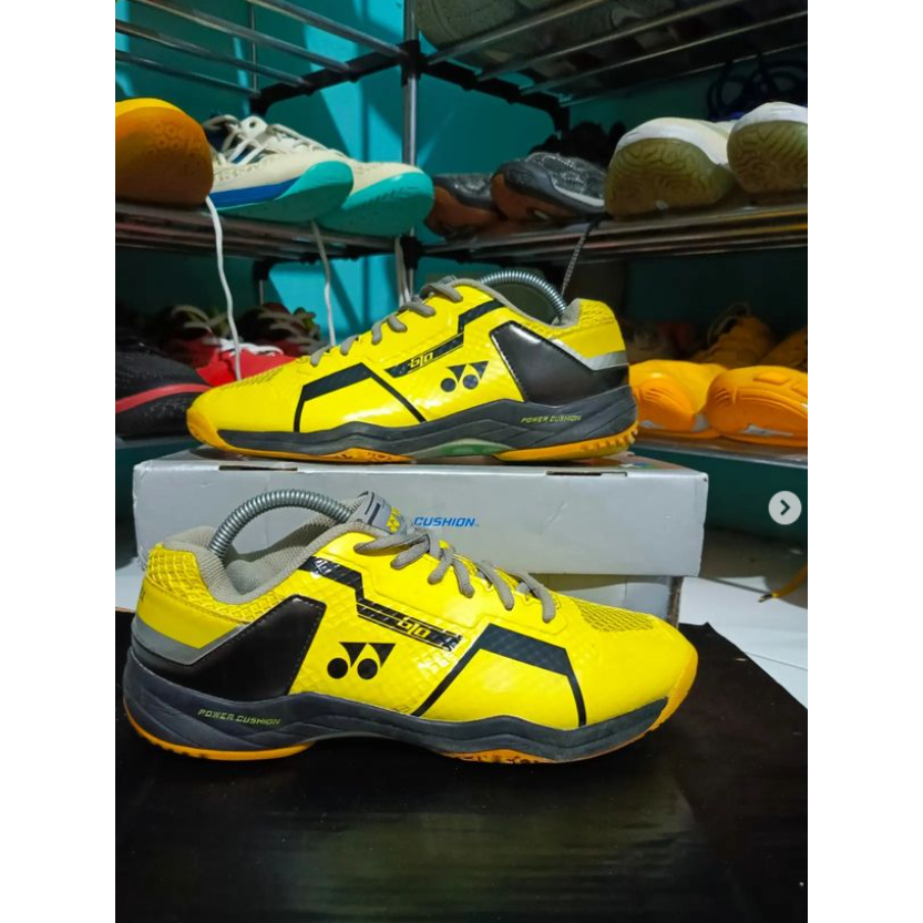 SEPATU BADMINTON YONEX SHB 610 CR ORIGINAL