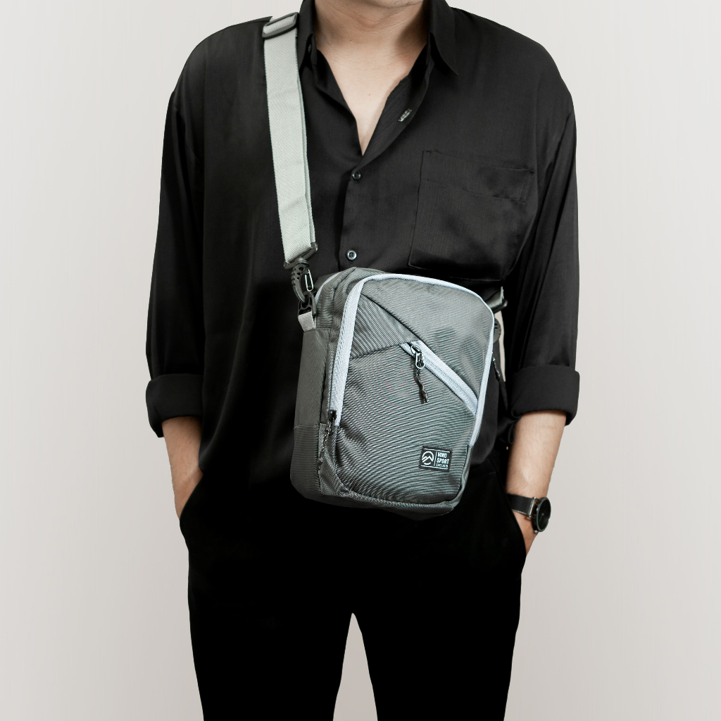 Mmosport Tas Selempang pria slanted zipper