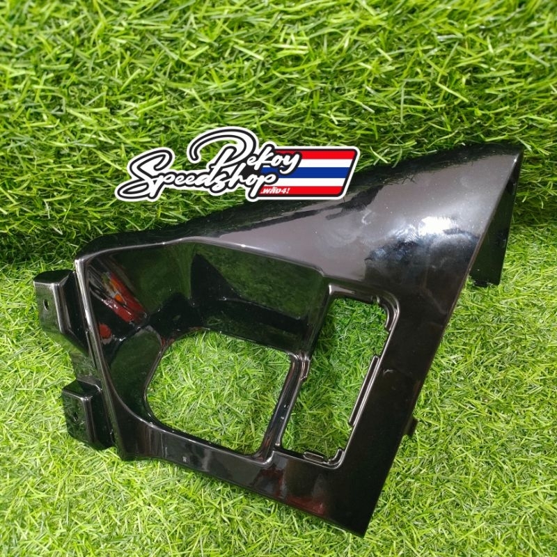cover Outer R Inner dek kanan kunci PCX 150 lokal K97 Hitam mengkilap/cover Outer R Inner PCX 150 lo