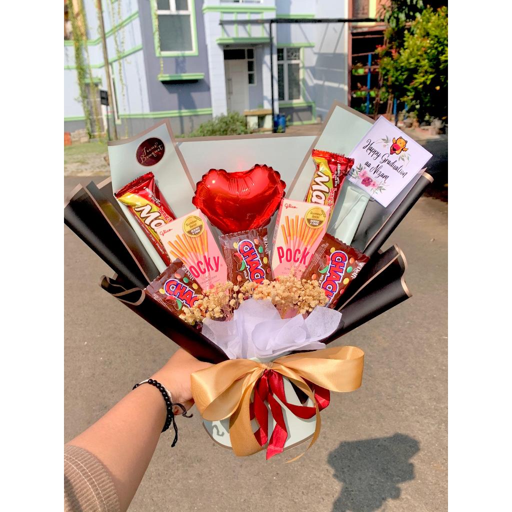 

Premium Medium Snack bouquet