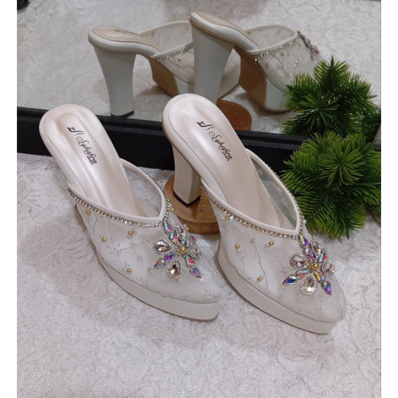 Syhafira - Sekina Selop Pengantin Sepatu Wanita Wedding Shoes Heels 10 cm Tahu Putih