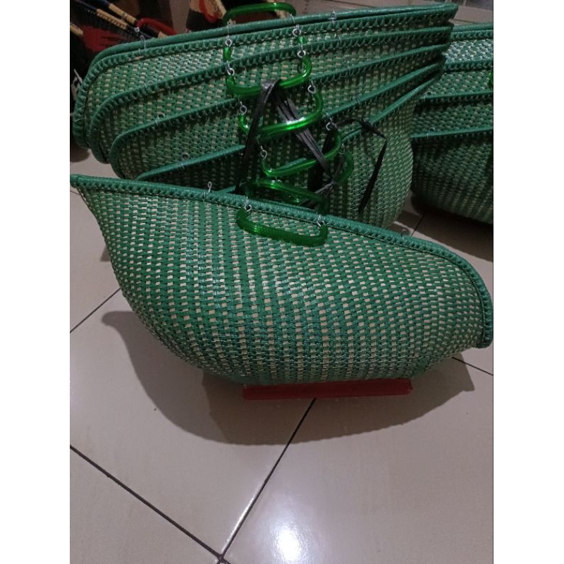 kiso ayam bangkok bahan tali plastik bonus karpet