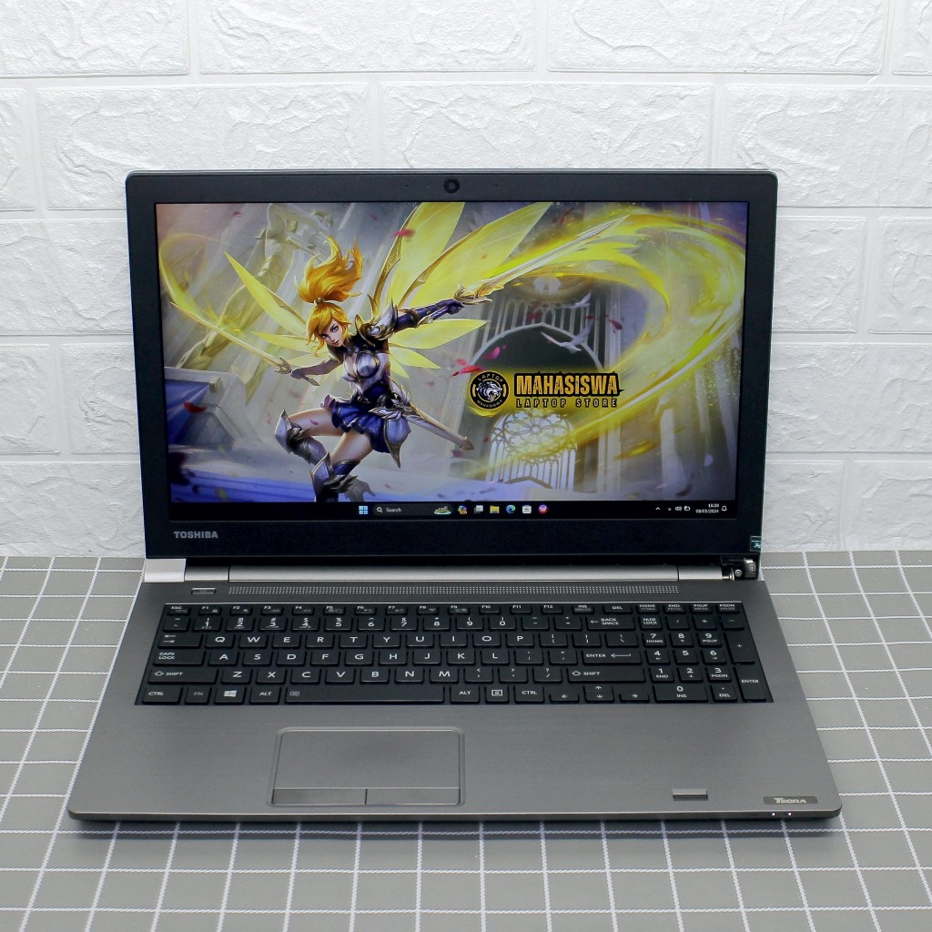 Laptop Desain Gaming Toshiba Tecra Z50-C Core i7 Nvidia Ram 16 SSD 256 Slim Kokoh dan Elegan Perform