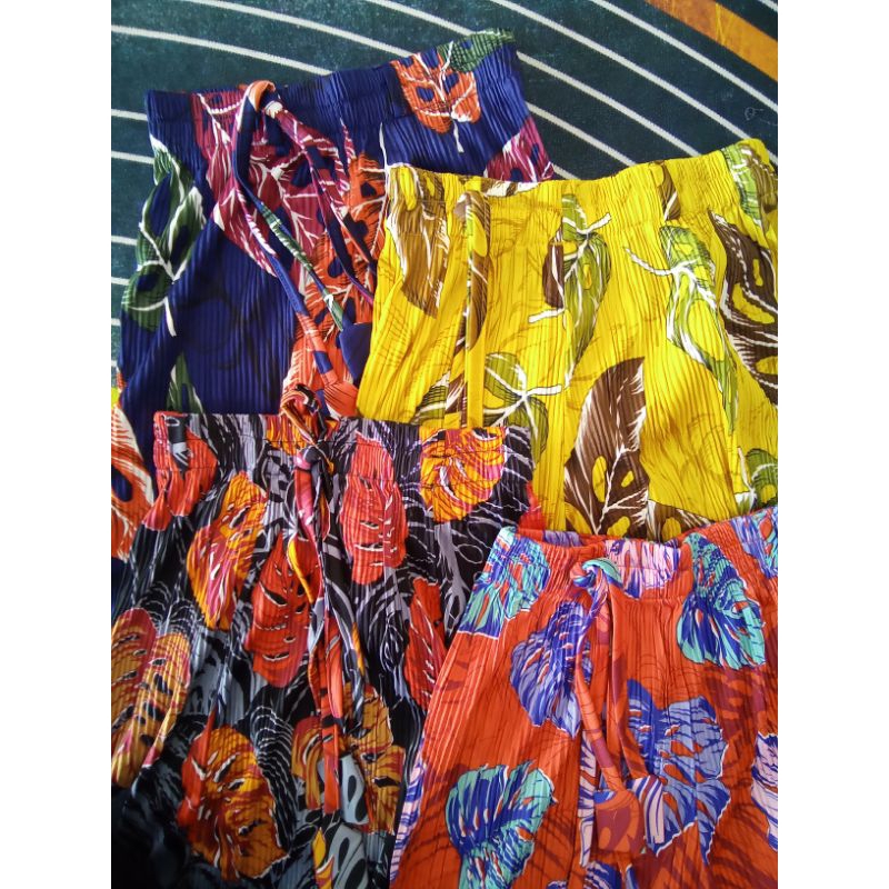 celana kulot plisket motif bunga/ celana santi lp 120