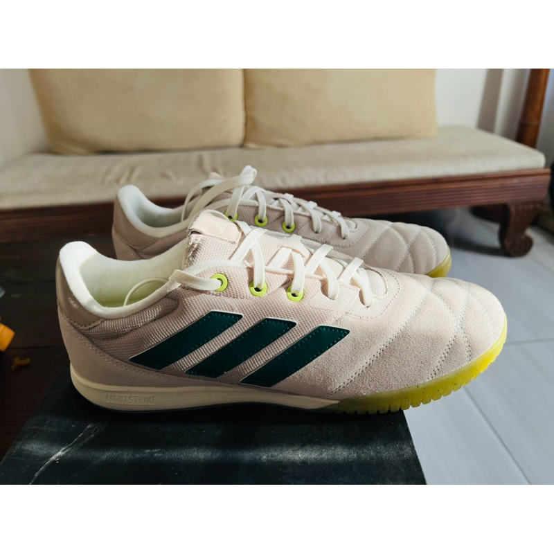 sepatu futsal adidas copa gloro size 42,5
