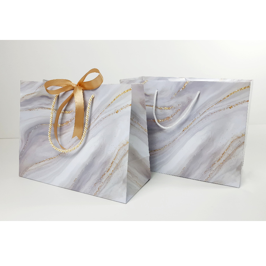 

Paperbag Marble Series White Cream UK 32,5 x 25 x 14cm