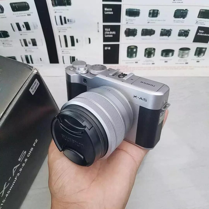 Mirrorless Fujifilm XA5
