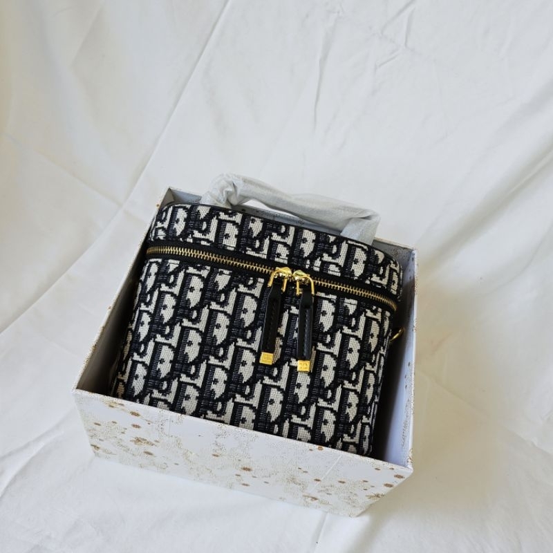 (READY) TAS BAHU/SELEMPANG DIOR CANVAS SMALL