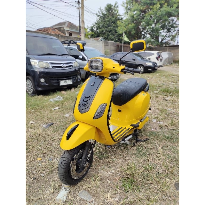 Motor Listrik Uwinfly T3S PRO Second LIKE NEW Kuning Mustard / Molis Model Vespa / Uwinfly TSuper PR