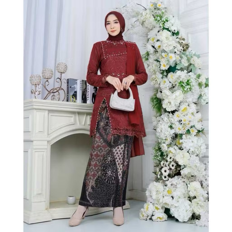 New Colection Kebaya Tunik Belah Free selendang - Set Kebaya Tunik Payet Moana Free slayer  Modern -