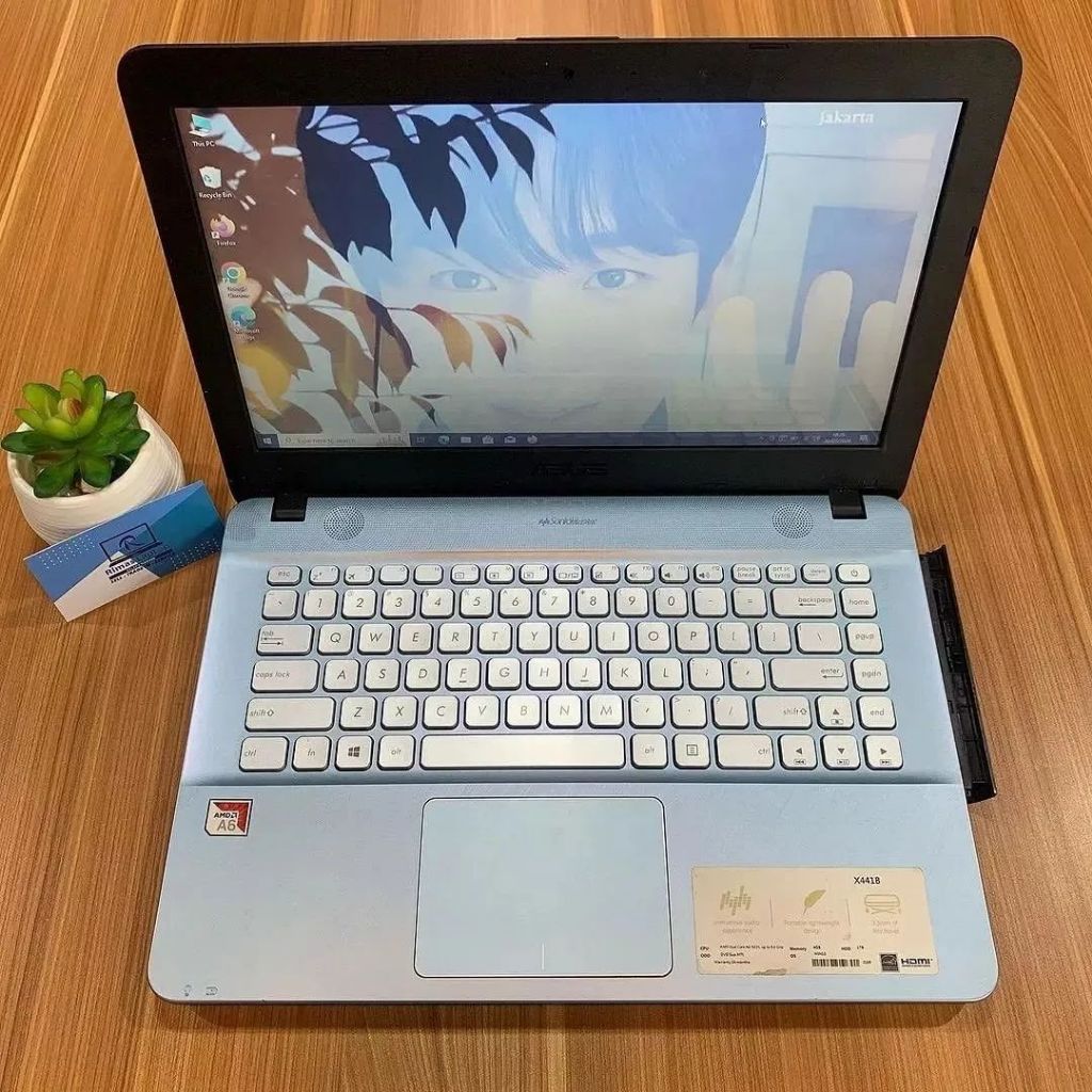 ASUS AMD A6-9225 RAM 4/128GB SECOND/BEKAS