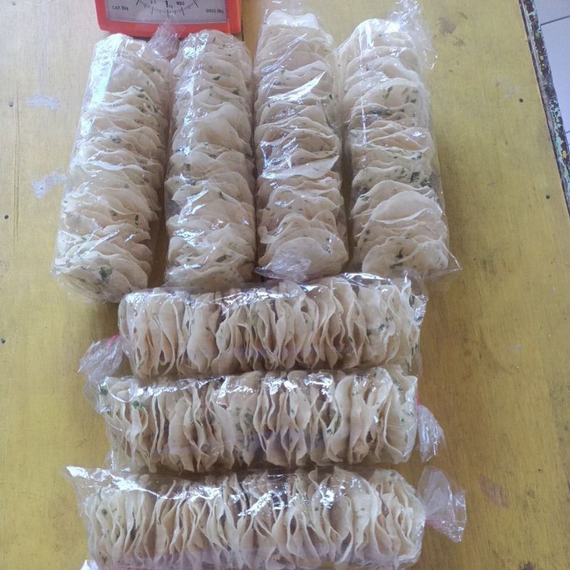 

Paket Hemat 7 bungkus Kerupuk Kamang Ukuran Kecil