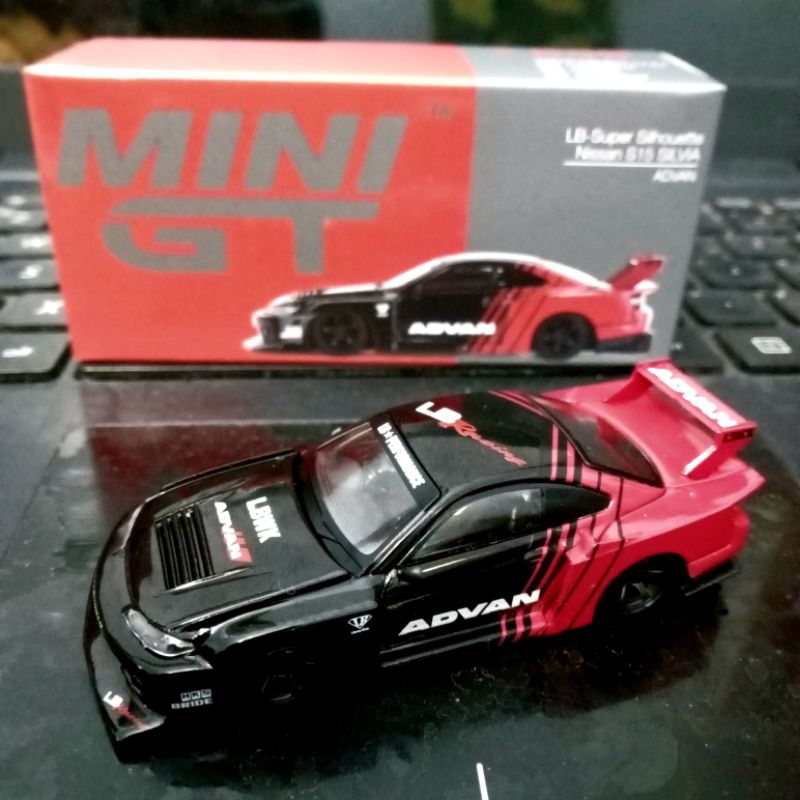 LBWK Super Silhouette Nissan S15 Silvia ADVAN Rubber Tires Metal Body And Chassis Black Red Mini Gt 