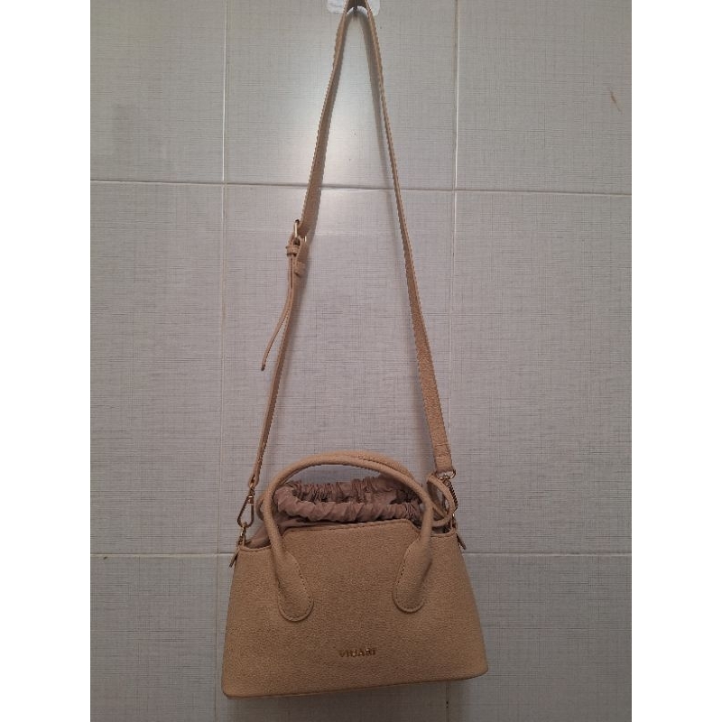PRELOVED VICARI SLING BAG
