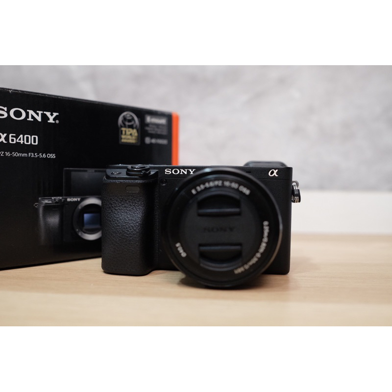Sony A6400 BO + 16-50mm Fullbox