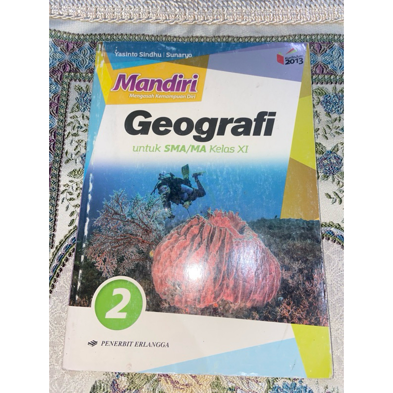 

Mandiri Geografi Sma/MA XI-Erlangga